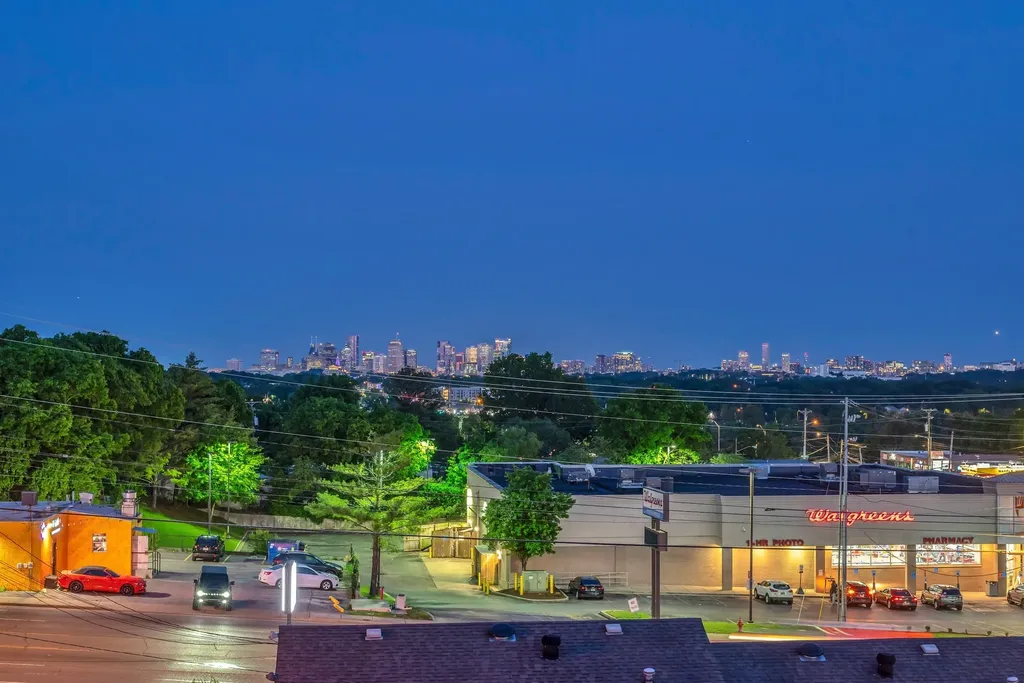 3203A Resha Lane Nashville TN 37218