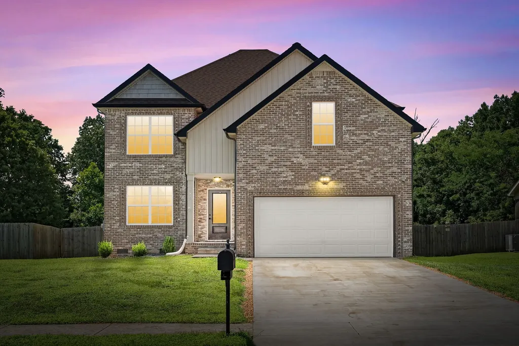 789 Banister Drive Clarksville TN 37042