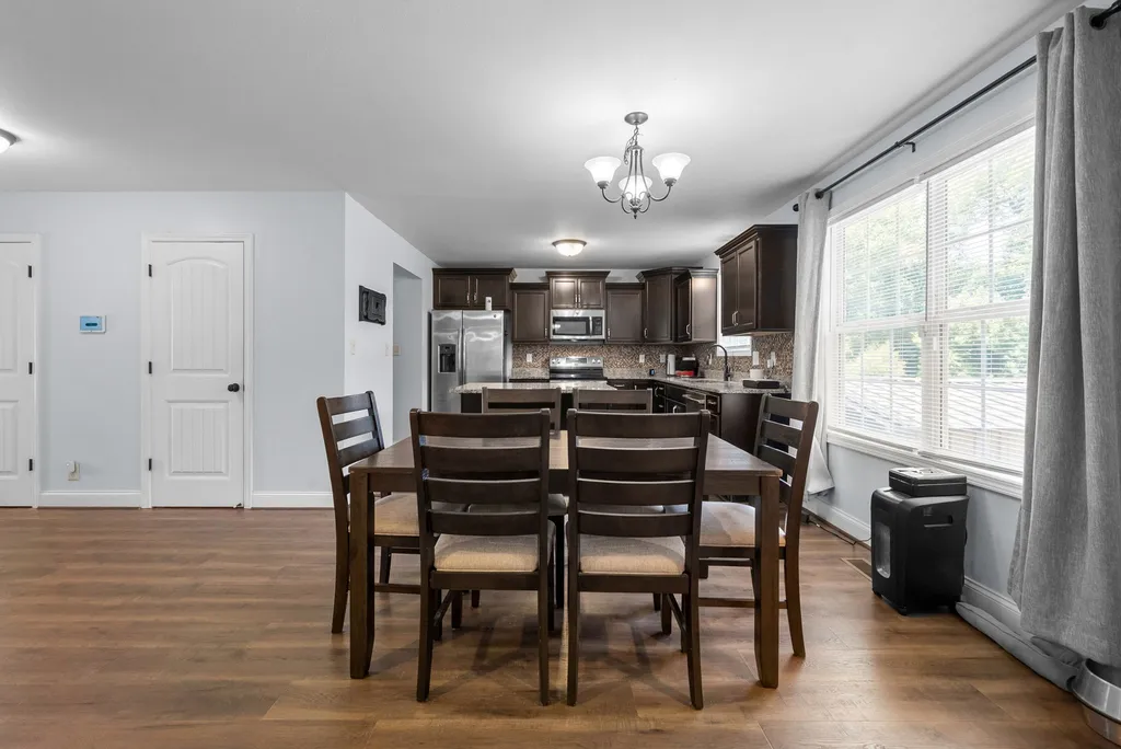 789 Banister Drive Clarksville TN 37042
