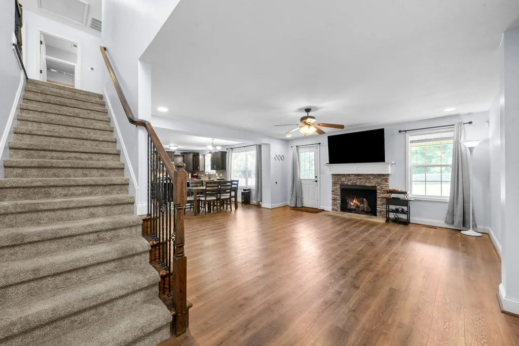 789 Banister Drive Clarksville TN 37042