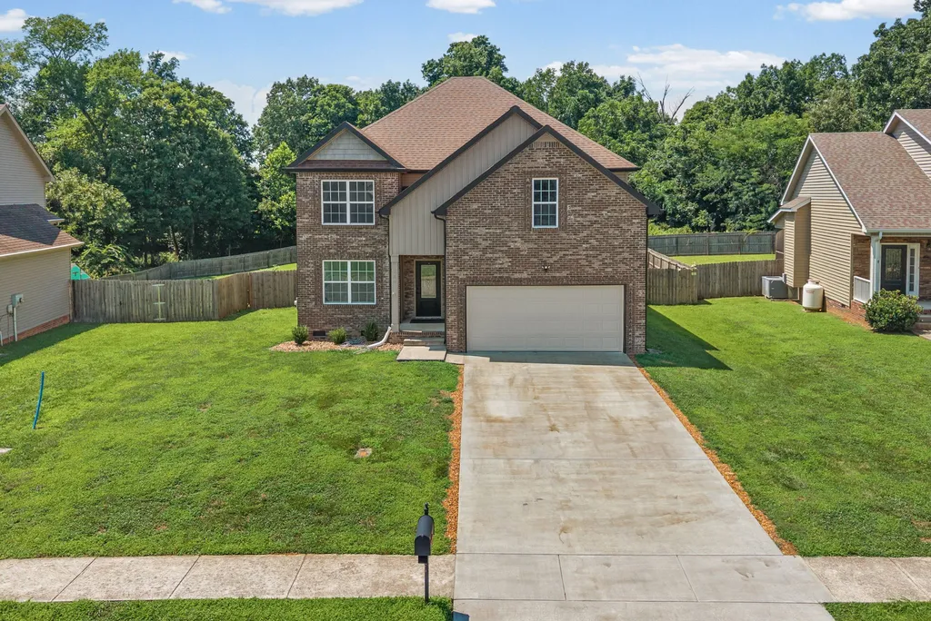 789 Banister Drive Clarksville TN 37042