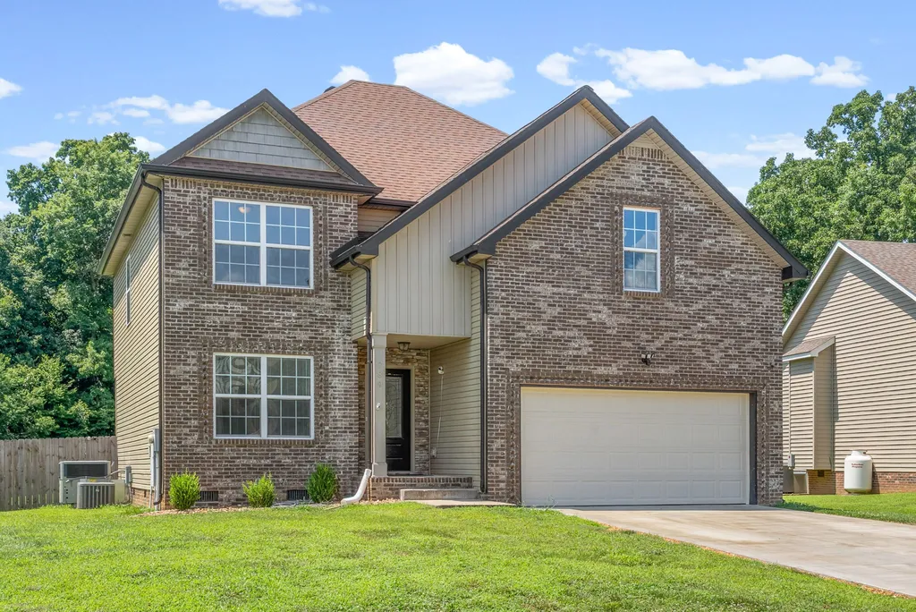789 Banister Drive Clarksville TN 37042