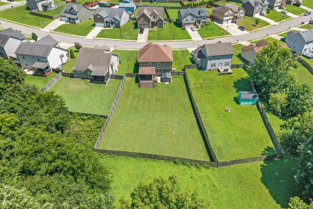 789 Banister Drive Clarksville TN 37042
