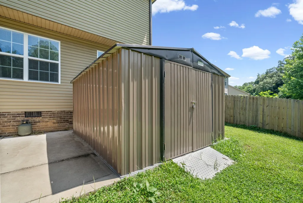 789 Banister Drive Clarksville TN 37042