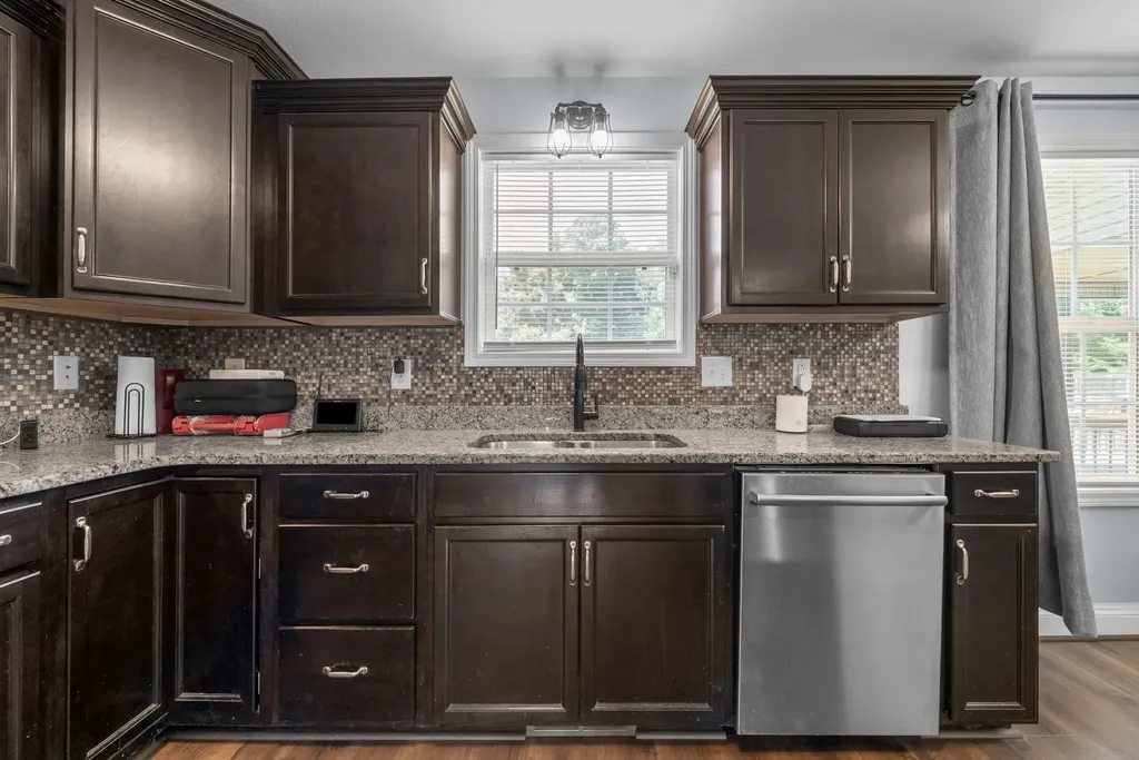 789 Banister Drive Clarksville TN 37042