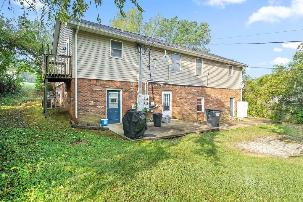 221 Park Lane Clarksville TN 37042