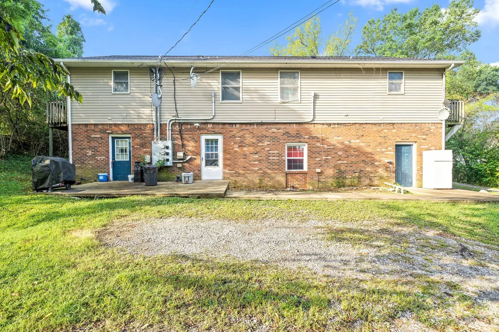 221 Park Lane Clarksville TN 37042