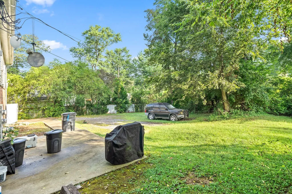 221 Park Lane Clarksville TN 37042