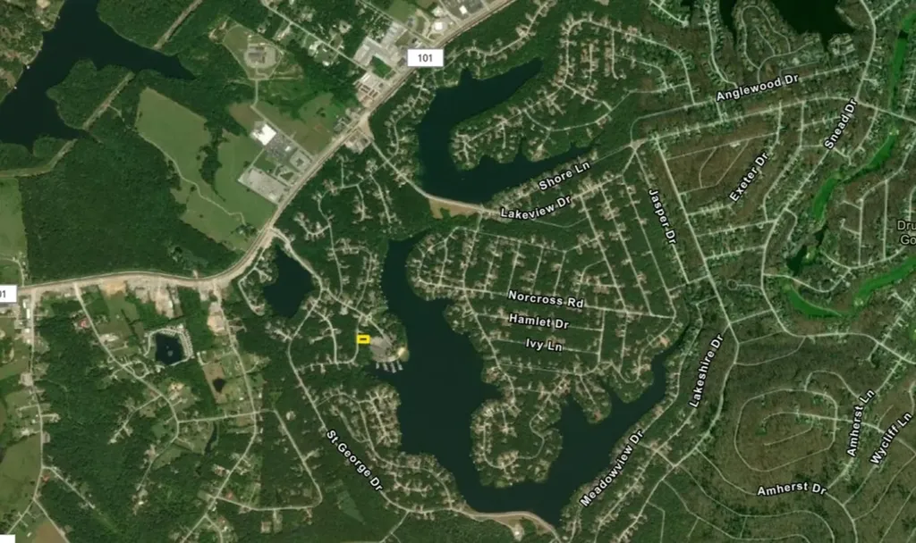 134 Burrough Lane Crossville TN 38558
