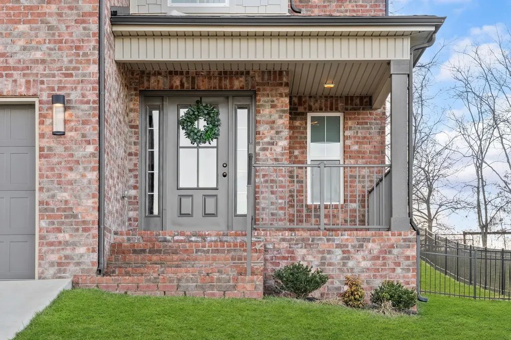361 Frontier Drive Clarksville TN 37043