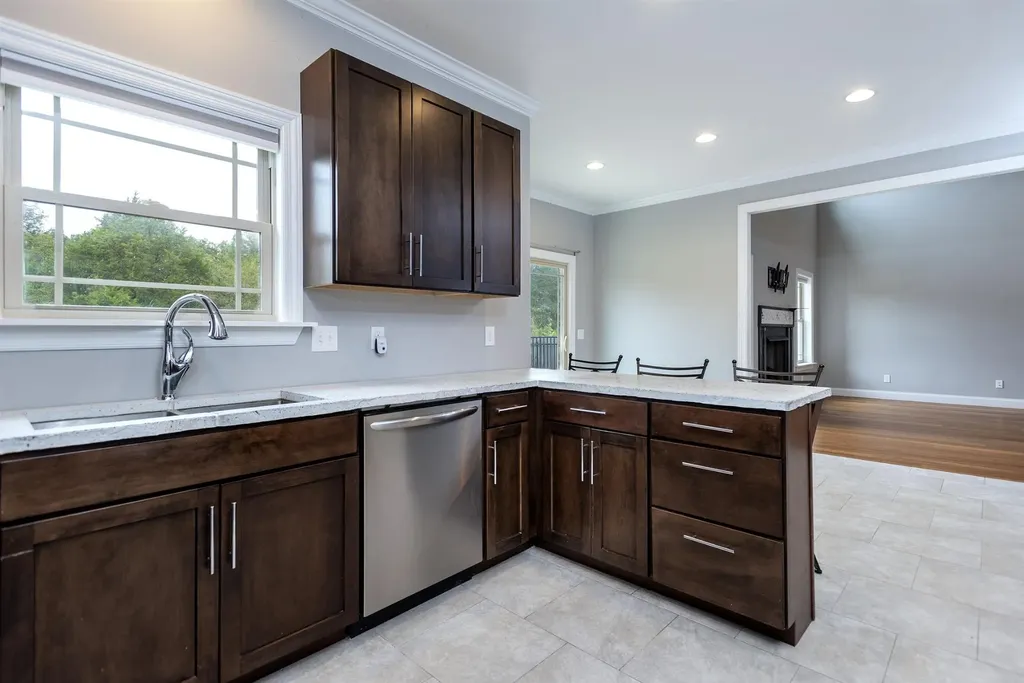 514 Sapphire Drive Murfreesboro TN 37128