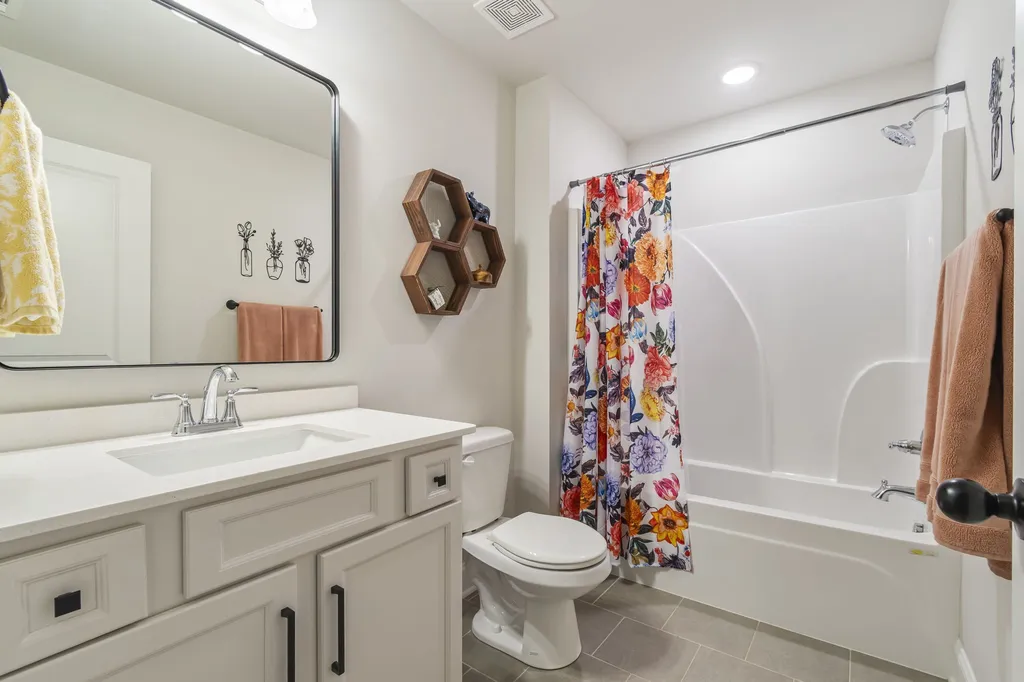 17 Honey Oak Court Mount Juliet TN 37122