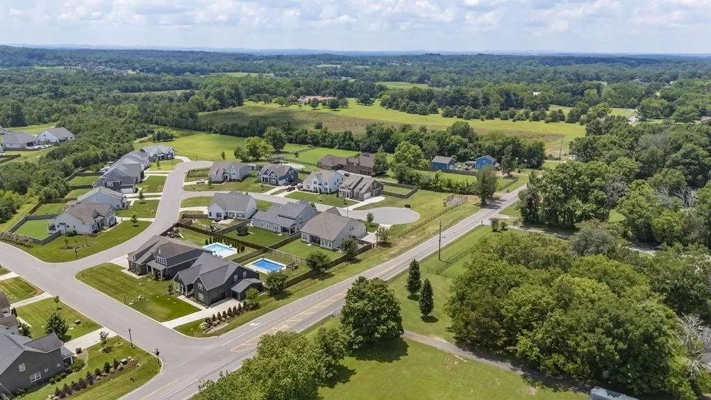 17 Honey Oak Court Mount Juliet TN 37122