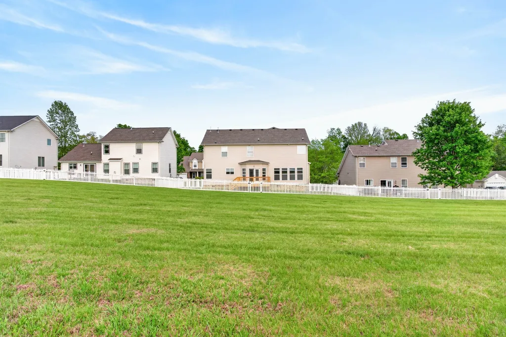 183 Vintage Circle Hendersonville TN 37075
