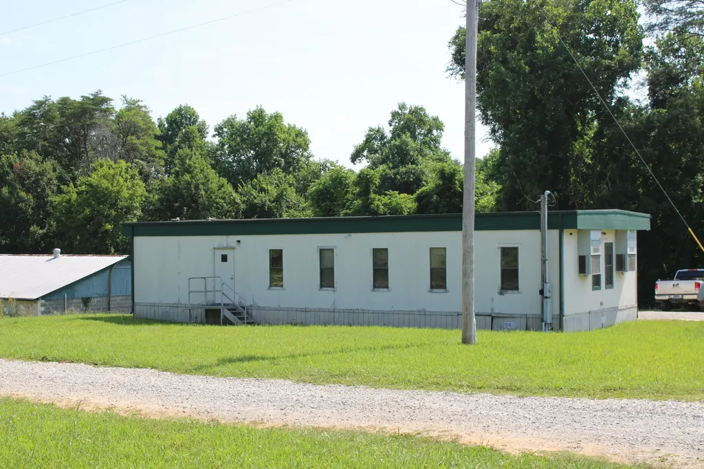 636 Myers Cove Road Mcminnville TN 37110