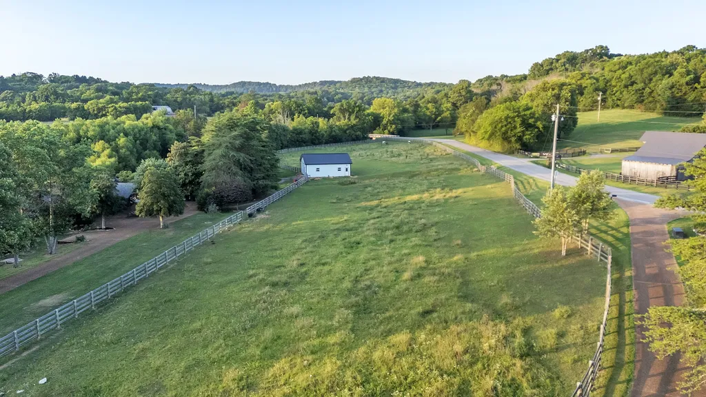6923 Cross Keys Road College Grove TN 37046