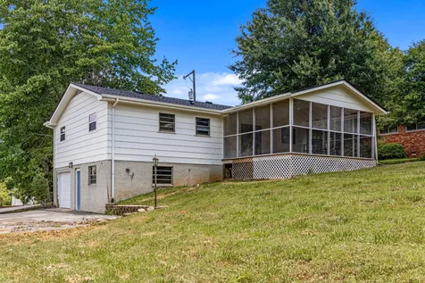 9612 Brewer Drive Ooltewah TN 37363