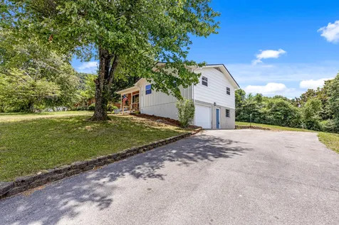 9612 Brewer Drive Ooltewah TN 37363