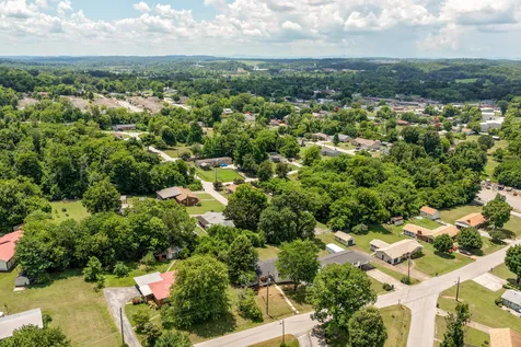 9612 Brewer Drive Ooltewah TN 37363