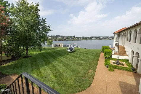 8719 Inlet Drive Knoxville TN 37922