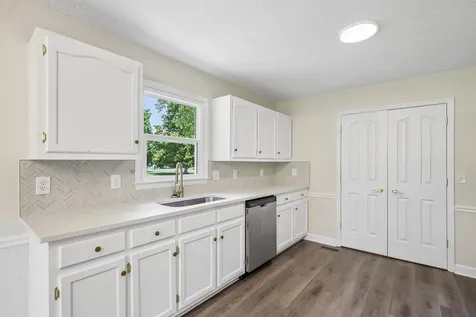 1940 Sterling Street Murfreesboro TN 37127