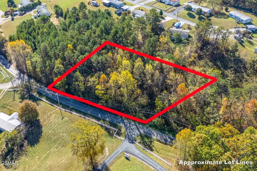 22 Green Hill Road Dandridge TN 37725