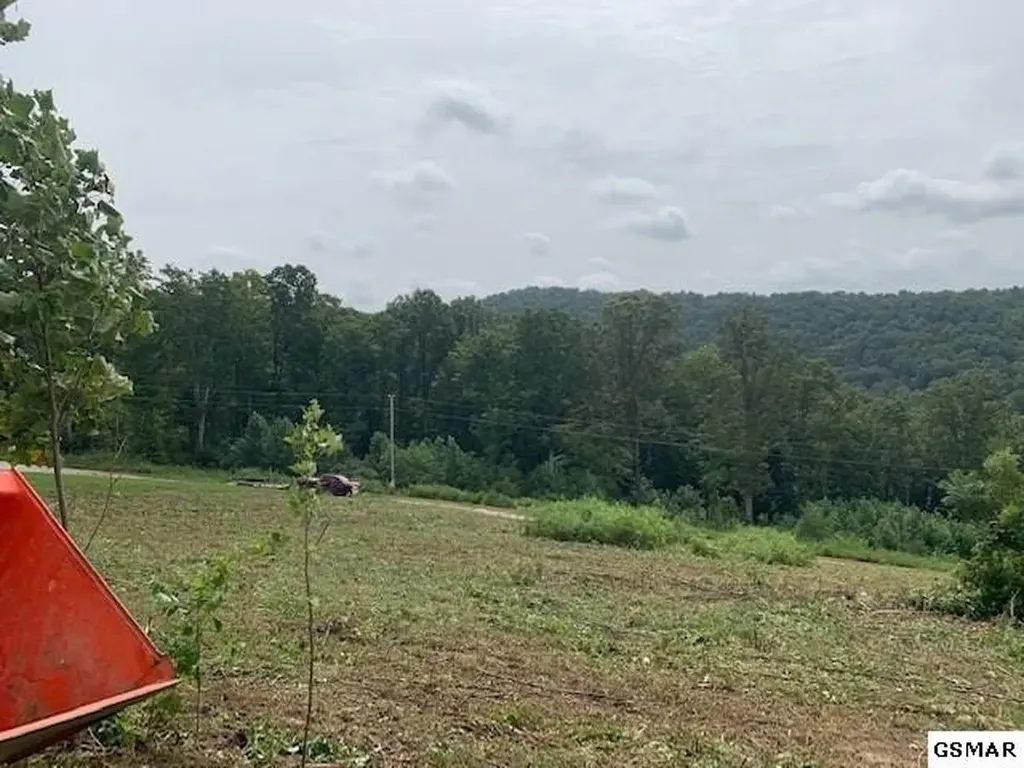 11 Mountain Way Sharps Chapel TN 37866
