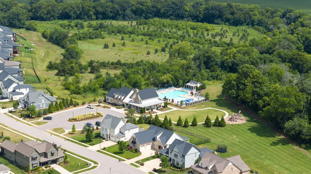 7117 Blondell Way College Grove TN 37046