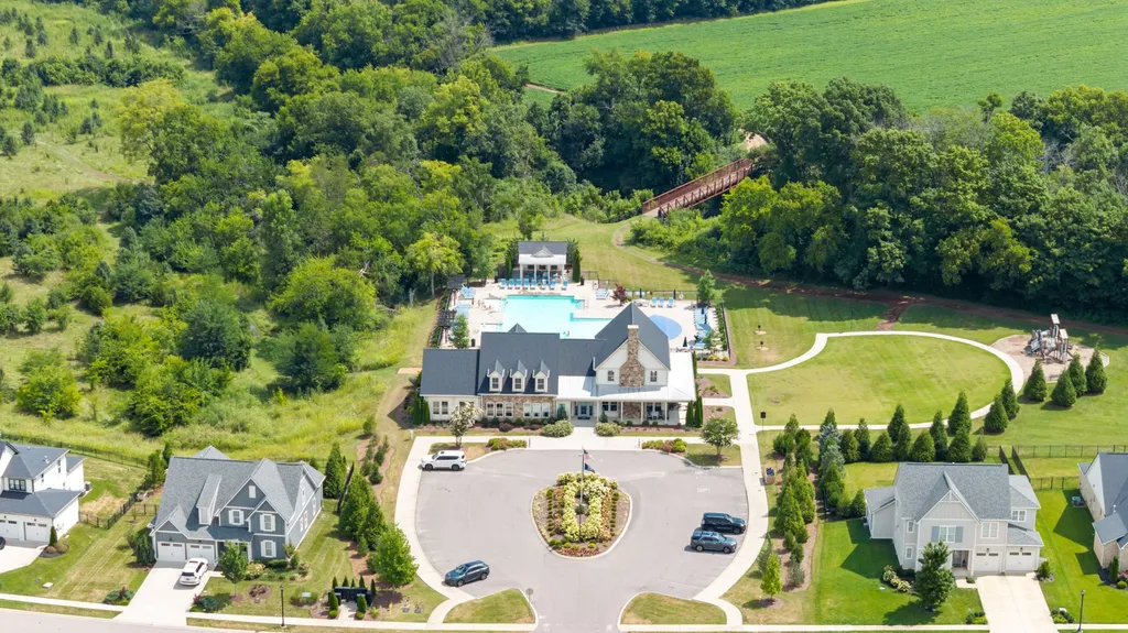 7117 Blondell Way College Grove TN 37046