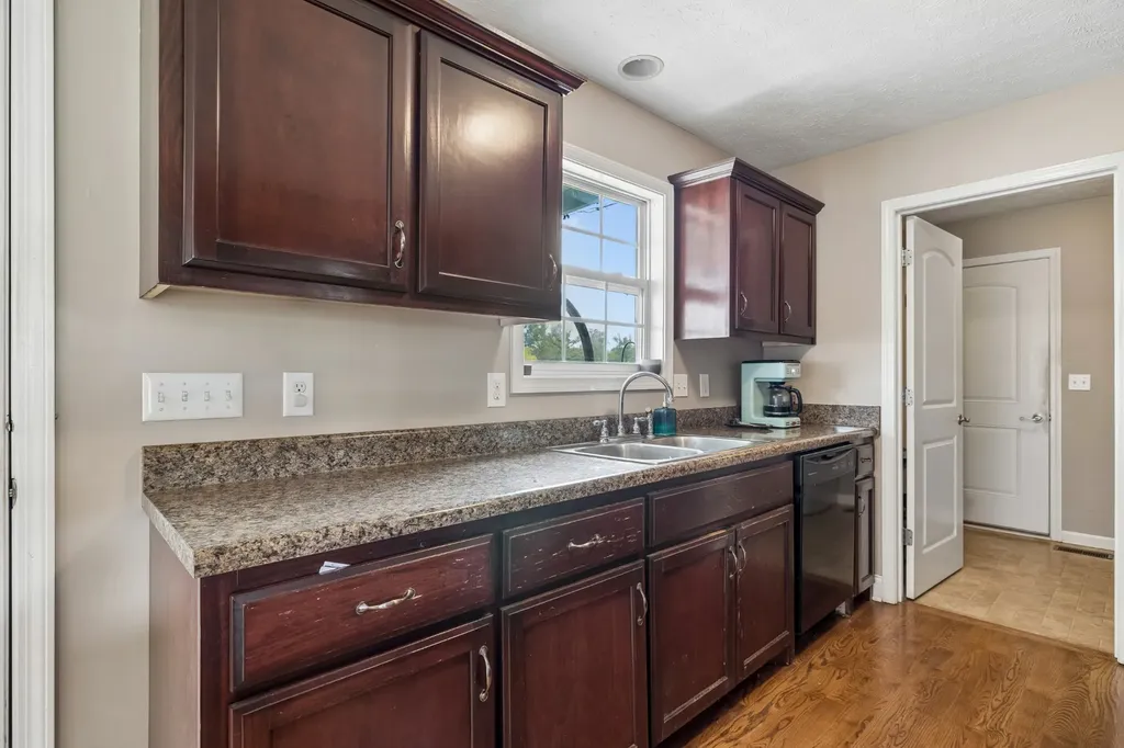 503 Polo Lane Springfield TN 37172