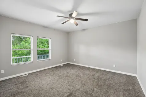 286 Emily Lane Bell Buckle TN 37020