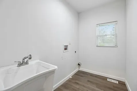 286 Emily Lane Bell Buckle TN 37020