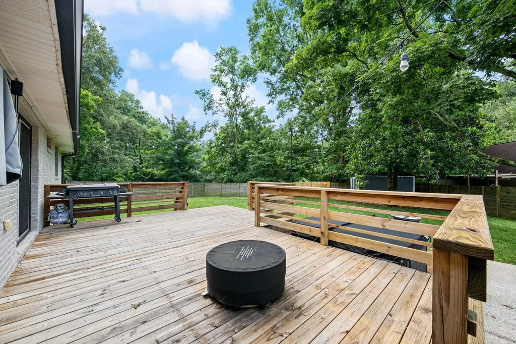 355 Barrywood Drive Nashville TN 37211