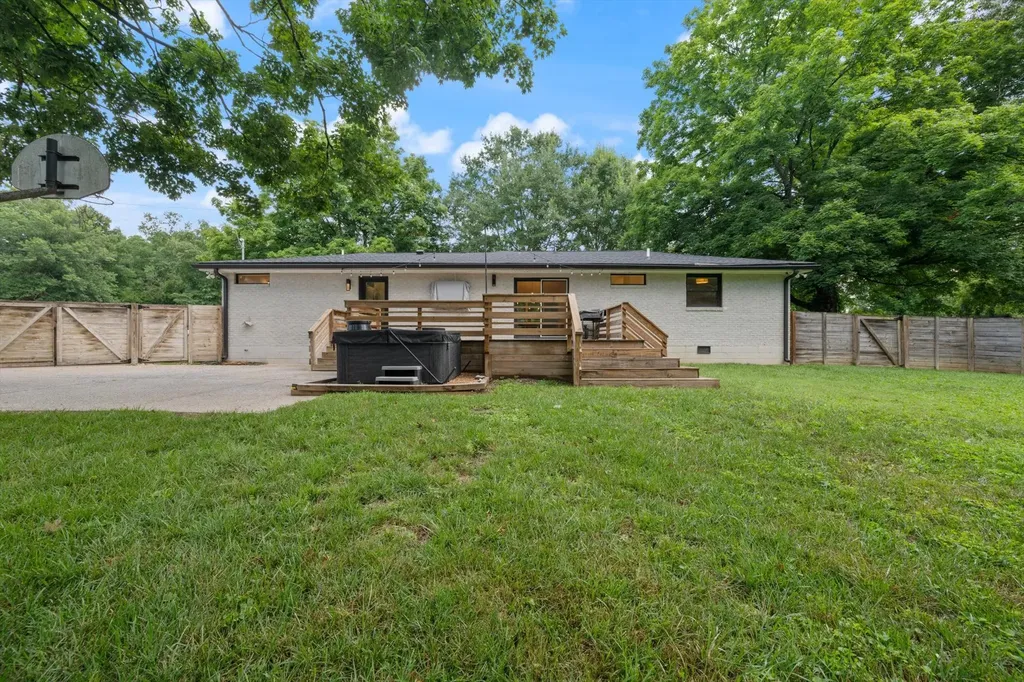 355 Barrywood Drive Nashville TN 37211