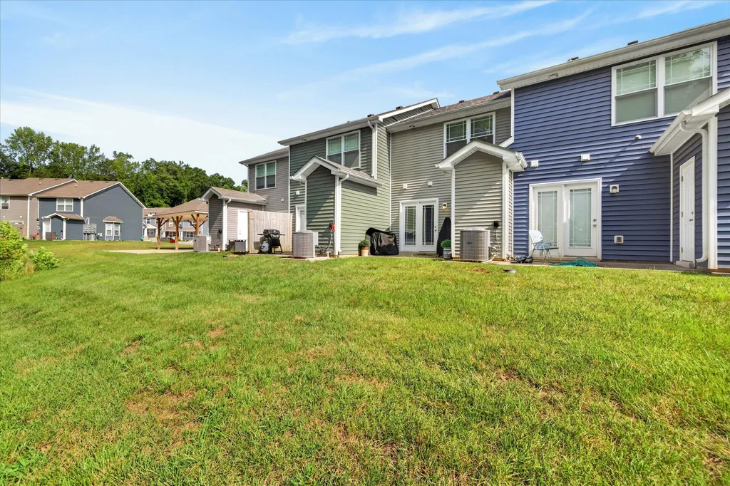 223 Woodland Valley Lane Clarksville TN 37040