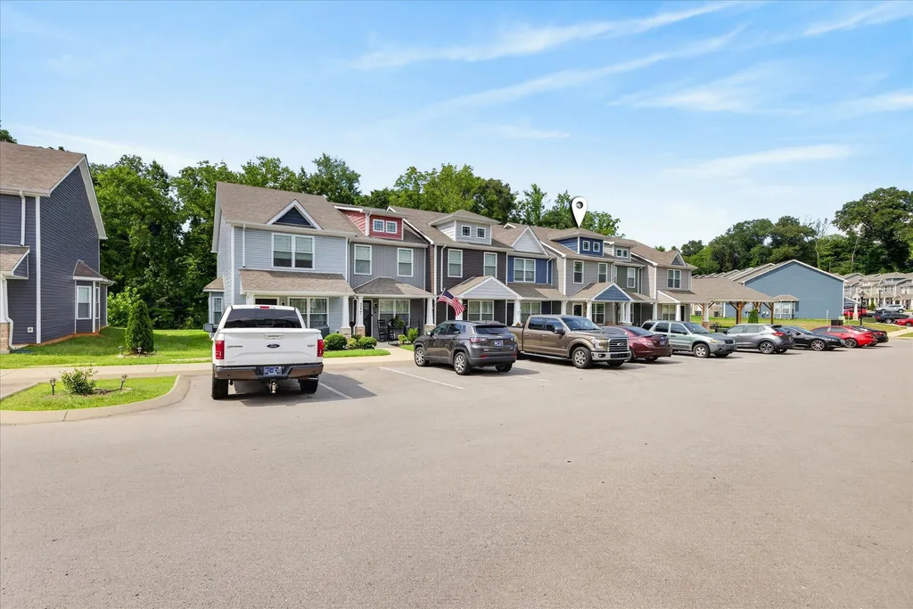 223 Woodland Valley Lane Clarksville TN 37040