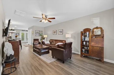 223 Woodland Valley Lane Clarksville TN 37040