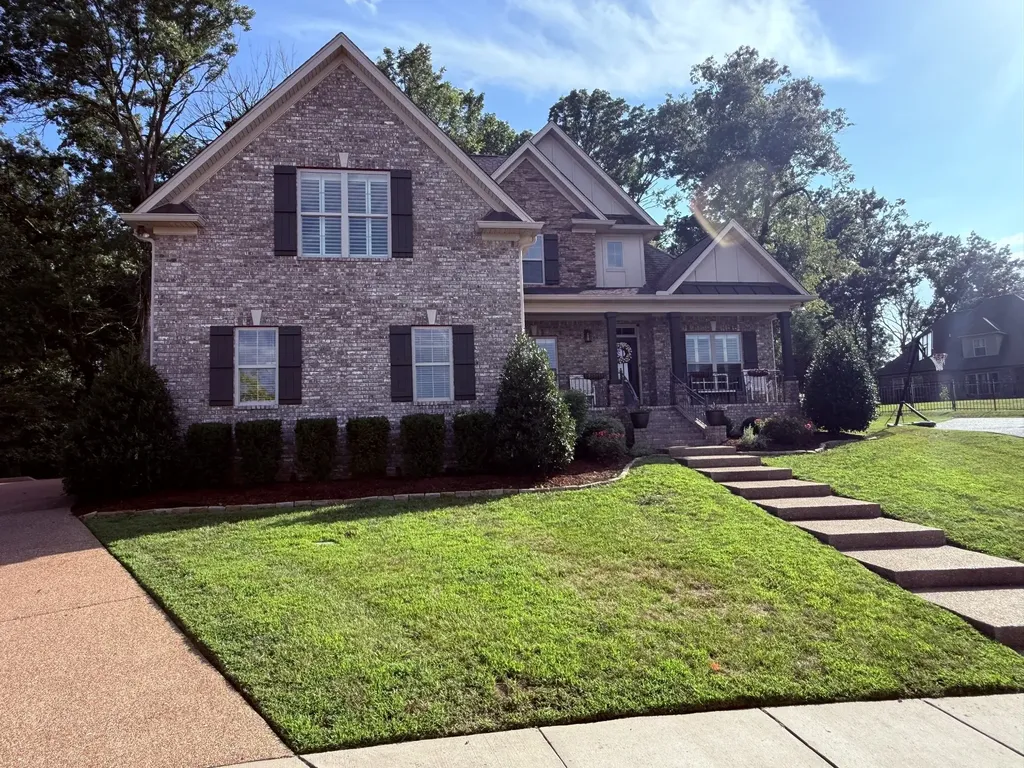 14 Colette Court Mount Juliet TN 37122