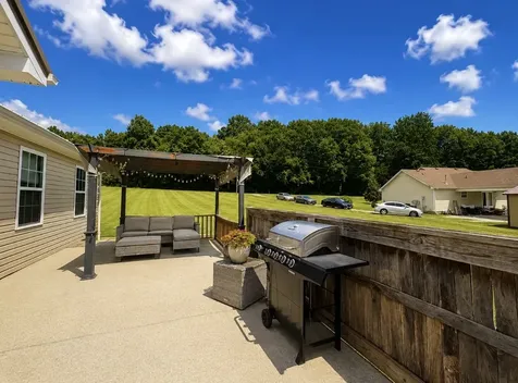 1013 S Tidwell Road Bon Aqua TN 37025