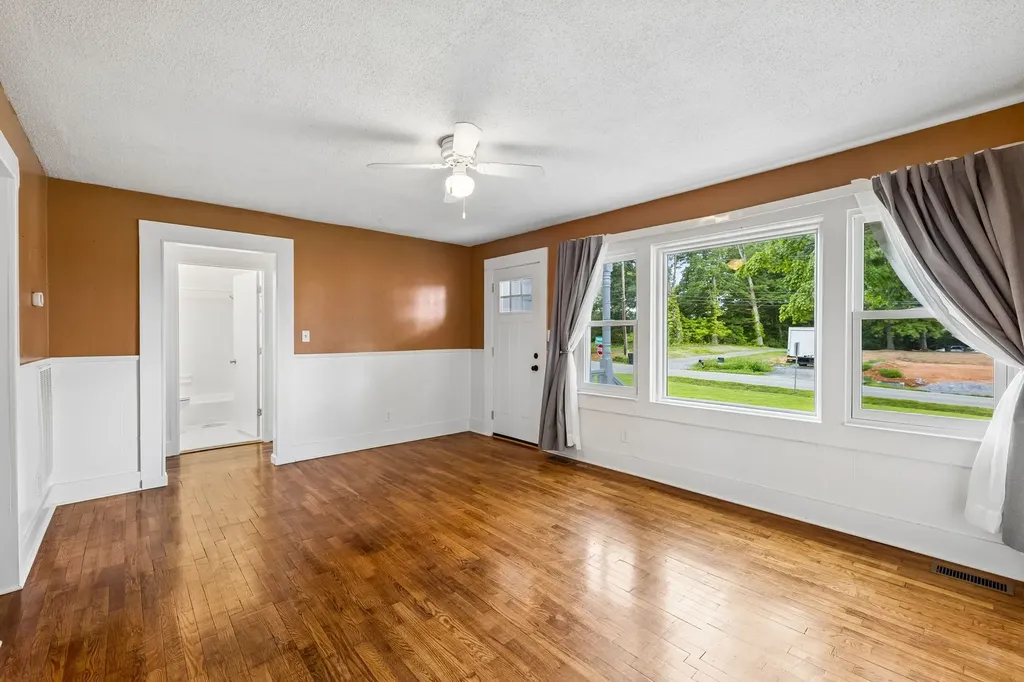 635 Dotsonville Road Clarksville TN 37042