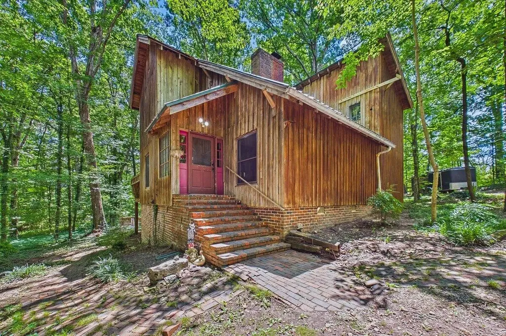 170 County Road 709 Riceville TN 37370