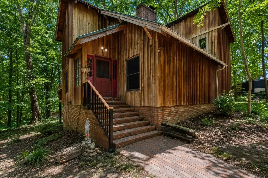 170 County Road 709 Riceville TN 37370