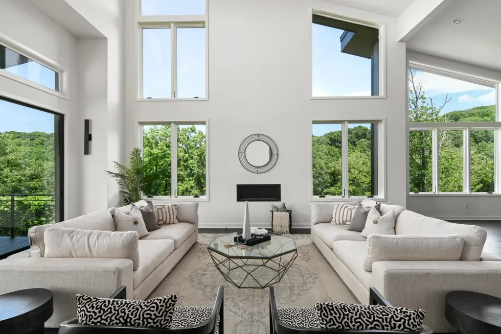 5812 Woodland Hills Drive Nashville TN 37211