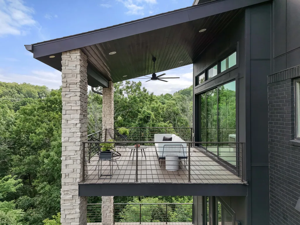 5812 Woodland Hills Drive Nashville TN 37211