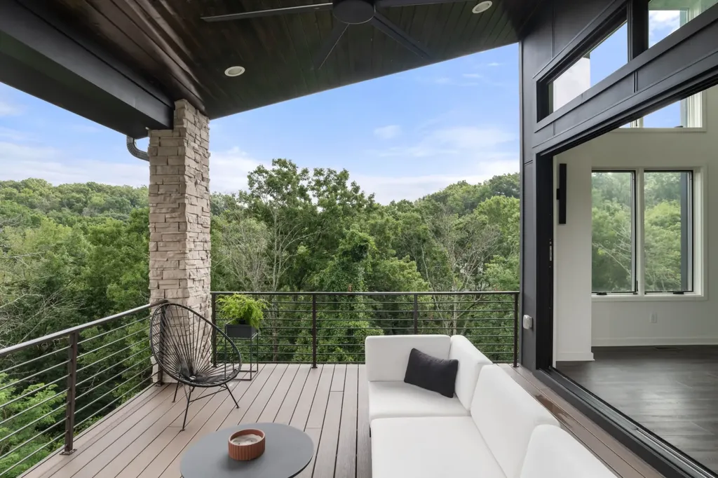 5812 Woodland Hills Drive Nashville TN 37211