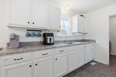 2014 Gardendale Drive Murfreesboro TN 37130