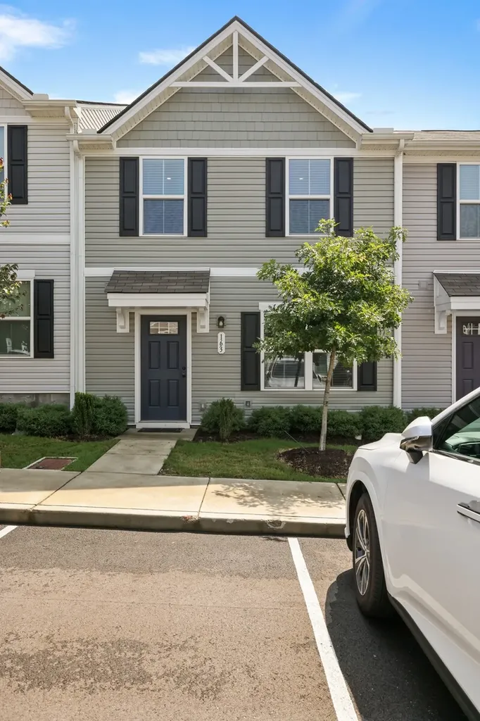 2757 Thornton Grove Boulevard Nashville TN 37207