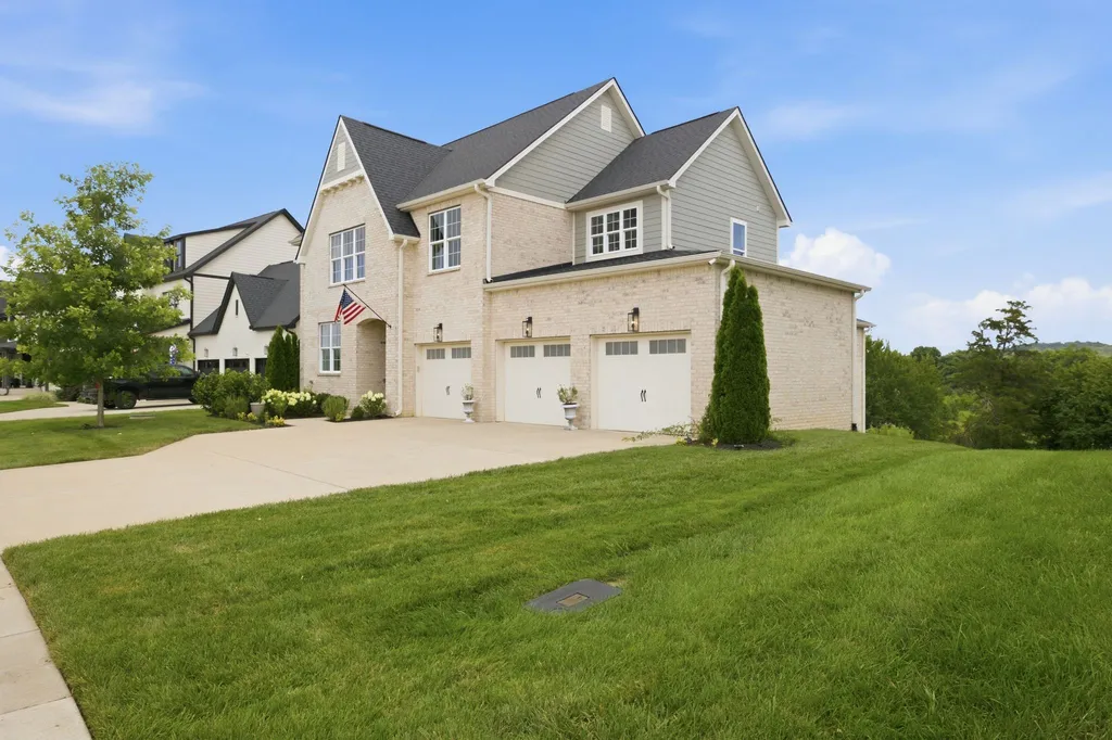7628 Delancey Drive College Grove TN 37046