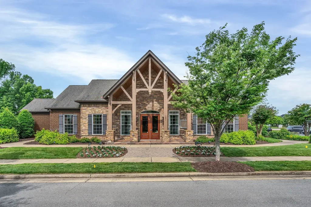 324 Mapleton Alley Hermitage TN 37076