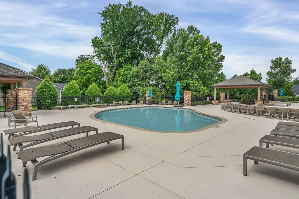 324 Mapleton Alley Hermitage TN 37076